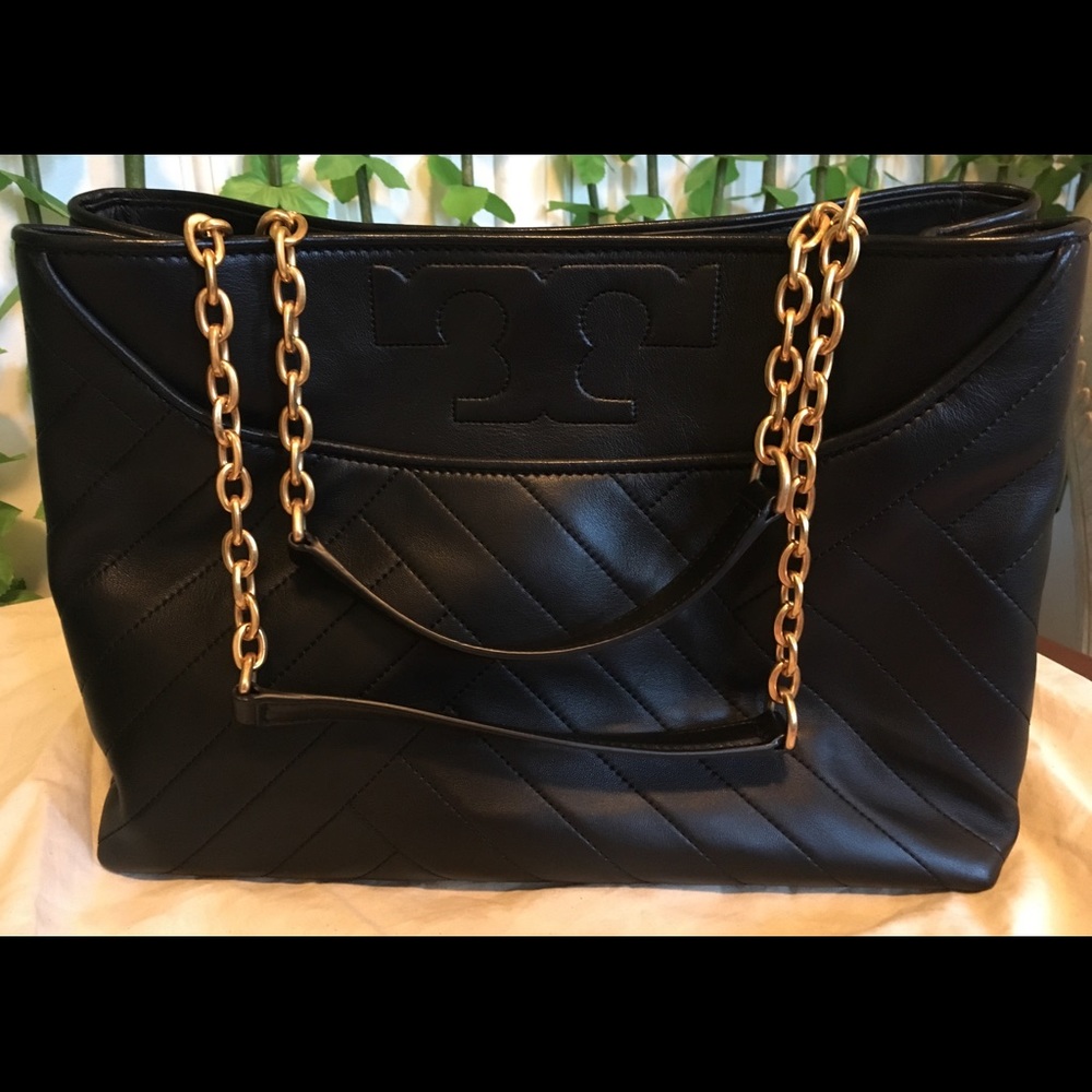 Tory Burch Alexa Quilted Leather Tote handbag